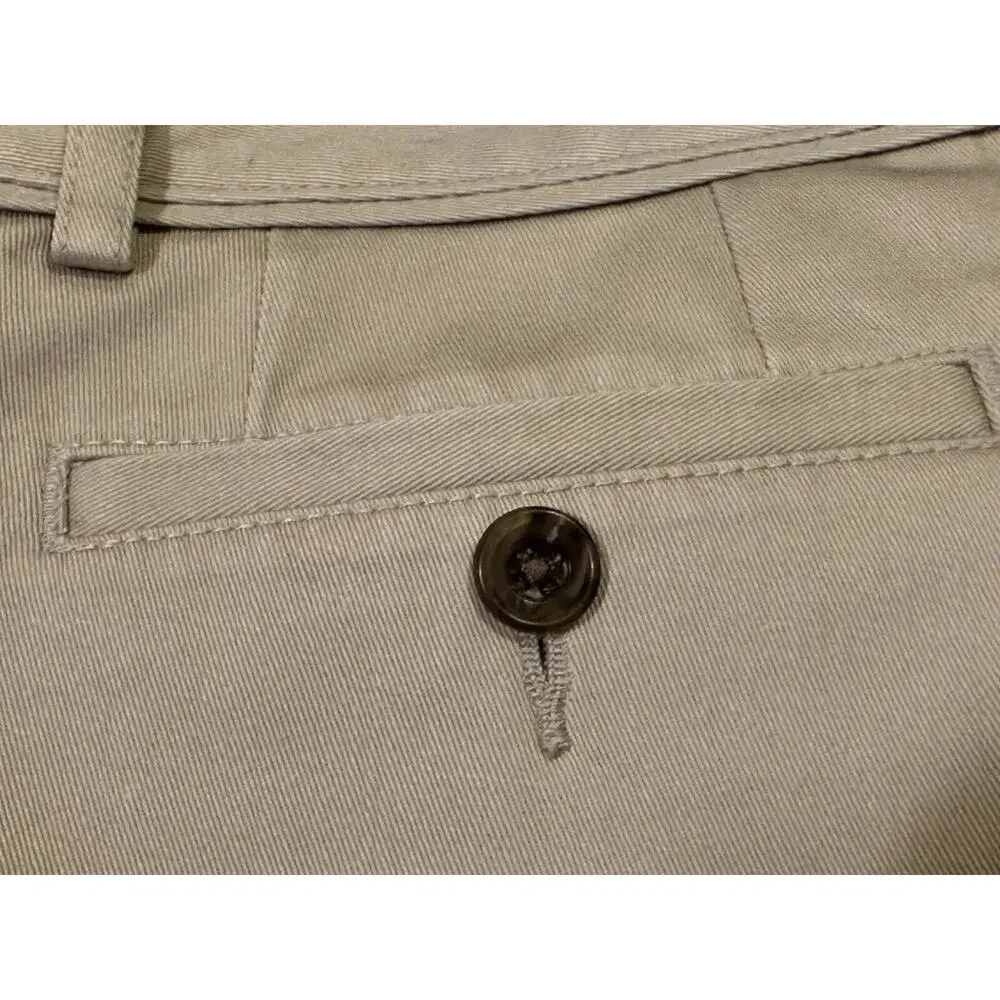 Eddie Bauer‎ Women's Khaki Chino Shorts Size 4
